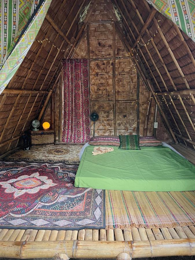 Ostello Tribal Huts Community Daanbantayan Esterno foto
