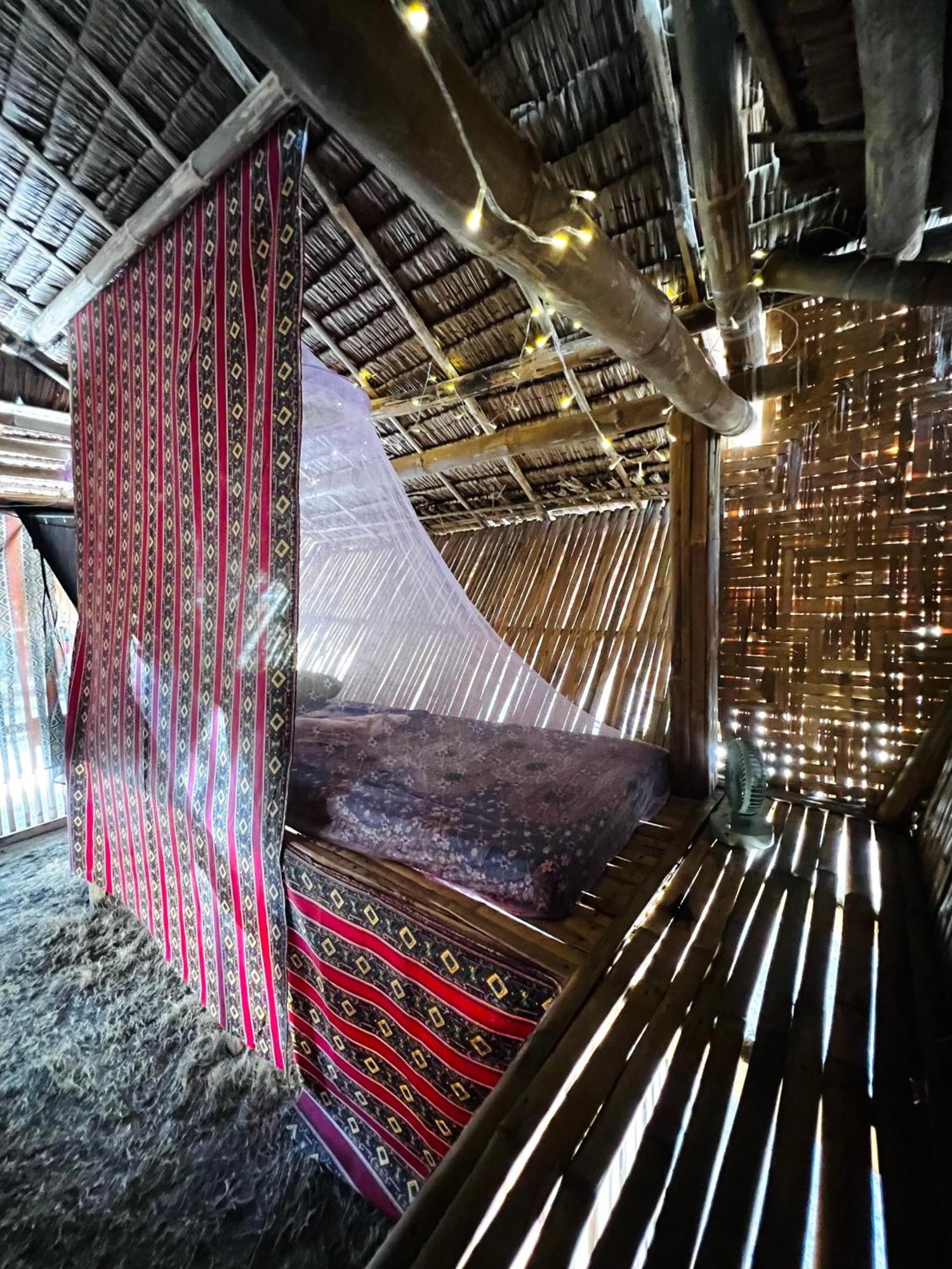 Ostello Tribal Huts Community Daanbantayan Camera foto